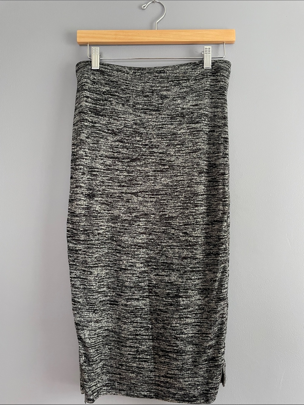 Express Marled Knit Pencil Skirt in Black and White